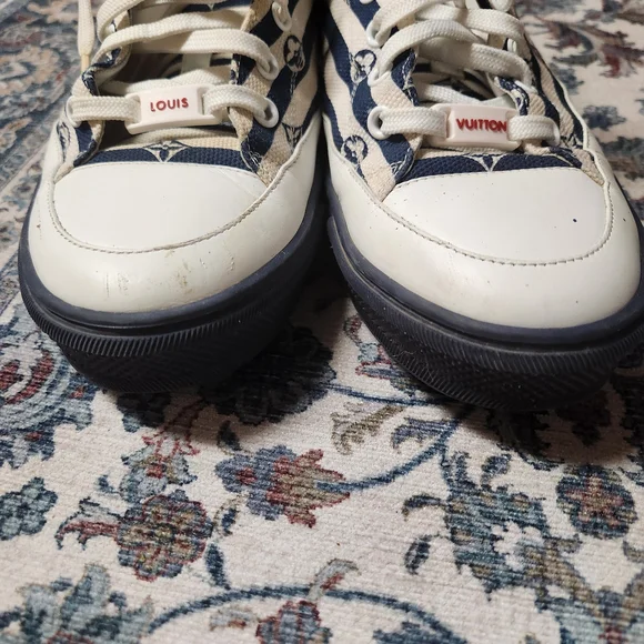 Louis Vuitton Navy and White Striped Sneakers - Picture 4 of 9